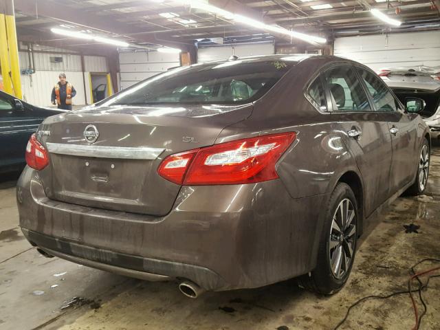 1N4AL3AP3HC277153 - 2017 NISSAN ALTIMA 2.5 BROWN photo 4