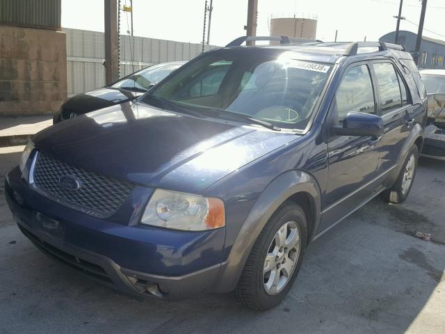 1FMDK05125GA77234 - 2005 FORD FREESTYLE BLUE photo 2