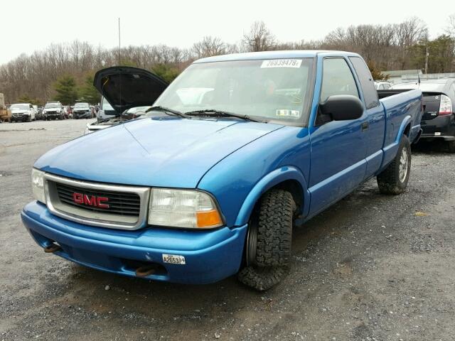 1GTDT19W328112009 - 2002 GMC SONOMA BLUE photo 2