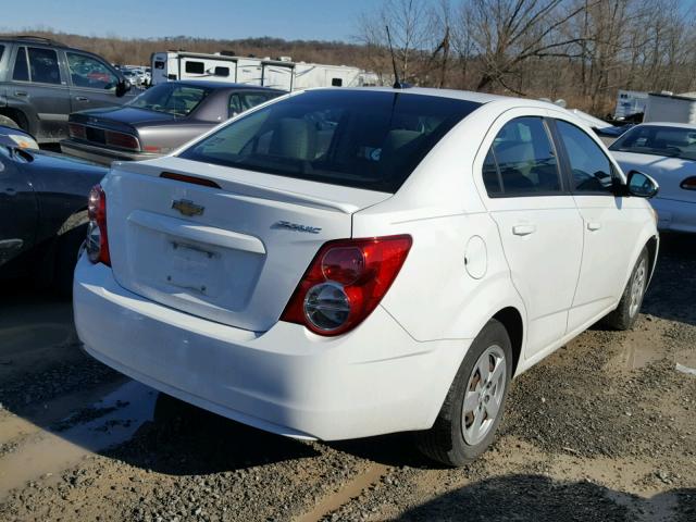 1G1JA5SH2E4180608 - 2014 CHEVROLET SONIC LS WHITE photo 4