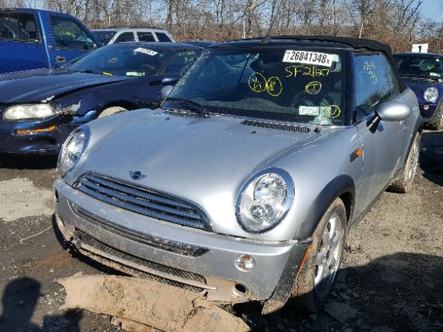 WMWRF33578TF68321 - 2008 MINI COOPER GRAY photo 2