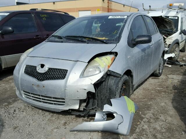 JTDKT923175115263 - 2007 TOYOTA YARIS SILVER photo 2