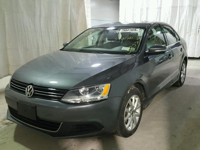 3VWB17AJ8EM375870 - 2014 VOLKSWAGEN JETTA SE GRAY photo 2