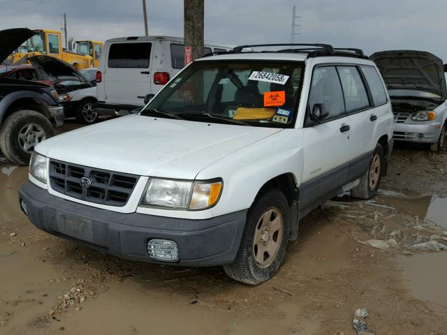 JF1SF6358YH712423 - 2000 SUBARU FORESTER L WHITE photo 2