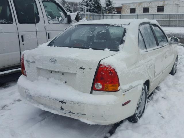 KMHCG45C64U516523 - 2004 HYUNDAI ACCENT GL WHITE photo 4