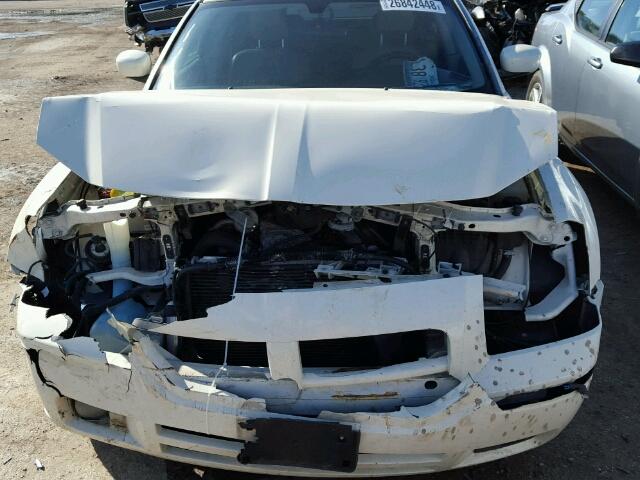 2D4GV58245H516113 - 2005 DODGE MAGNUM R/T WHITE photo 7