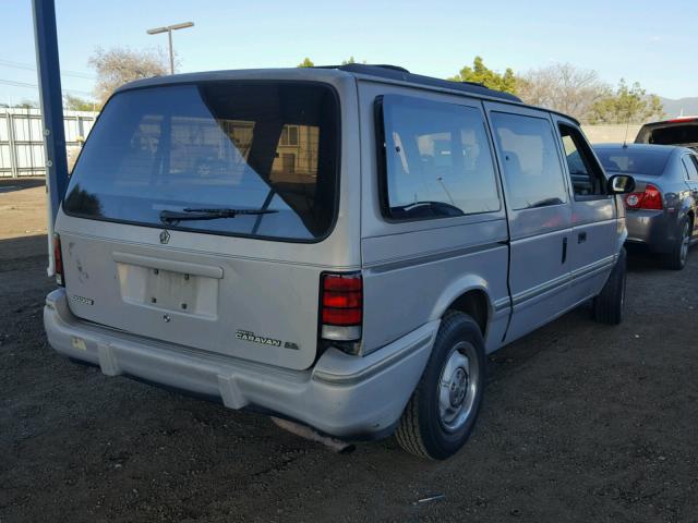 1B4GH44R2PX758508 - 1993 DODGE GRAND CARA SILVER photo 4