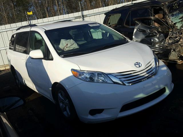 5TDKK3DC3GS727049 - 2016 TOYOTA SIENNA LE WHITE photo 1