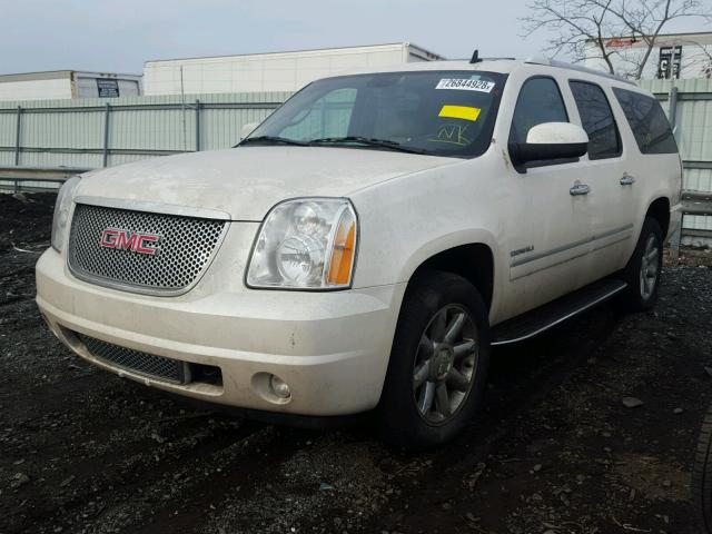 1GKS2MEF0ER113266 - 2014 GMC YUKON XL D WHITE photo 2