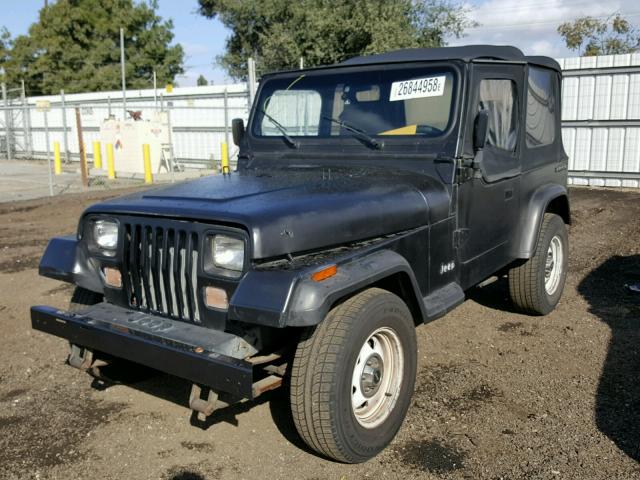 2BCCV81J2JB509755 - 1988 JEEP WRANGLER BLACK photo 2