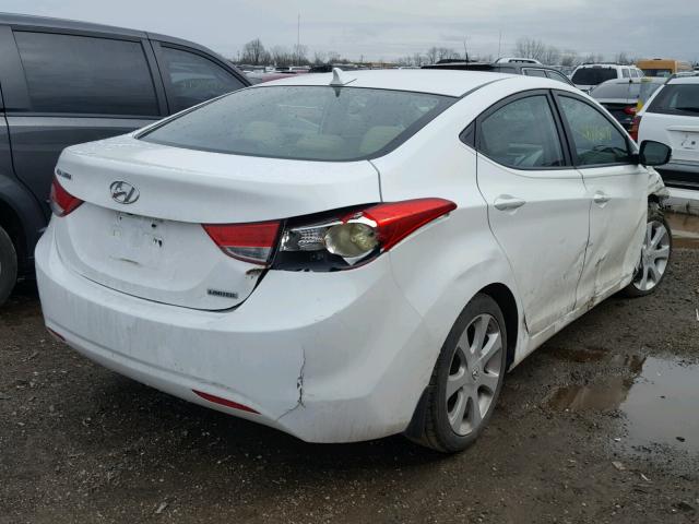 5NPDH4AE8DH165573 - 2013 HYUNDAI ELANTRA GL WHITE photo 4