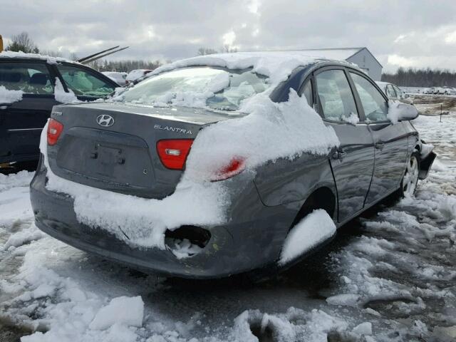 KMHDU46D88U533477 - 2008 HYUNDAI ELANTRA GL GRAY photo 4