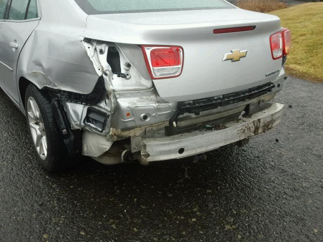 1G11C5SL3FU130820 - 2015 CHEVROLET MALIBU 1LT 银色 照片 9