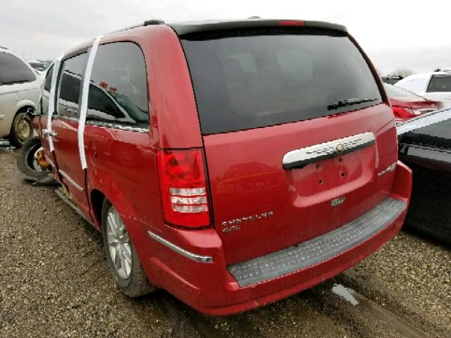 2A4RR6DX3AR136583 - 2010 CHRYSLER TOWN & COU RED photo 3