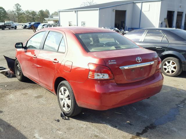 JTDBT923681210801 - 2008 TOYOTA YARIS RED photo 3