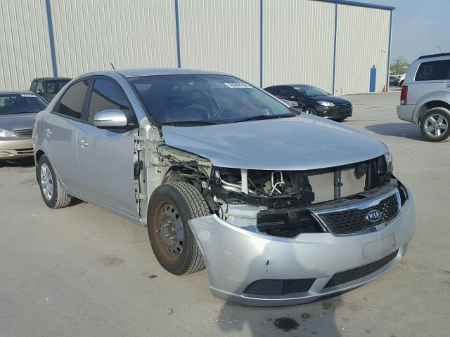 KNAFU4A2XB5465720 - 2011 KIA FORTE EX SILVER photo 1