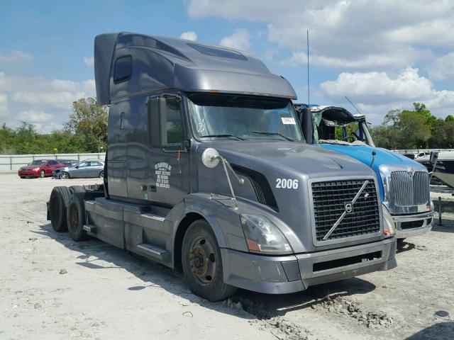 4V4NC9TG2AN284203 - 2010 VOLVO VN VNL GRAY photo 1