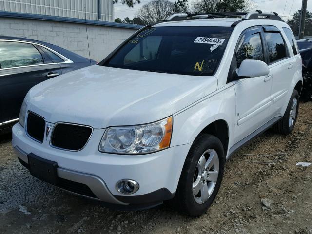 2CKDL63F566210775 - 2006 PONTIAC TORRENT WHITE photo 2