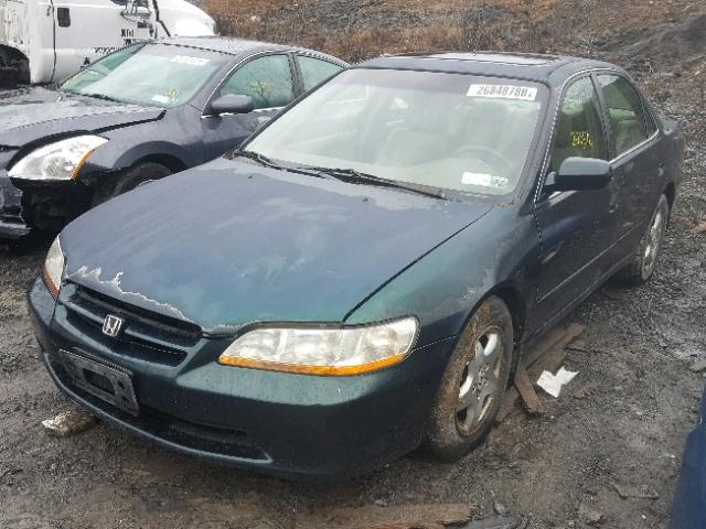 1HGCG1653WA066256 - 1998 HONDA ACCORD EX GREEN photo 2