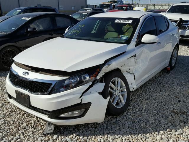 KNAGM4A73D5351285 - 2013 KIA OPTIMA LX WHITE photo 2