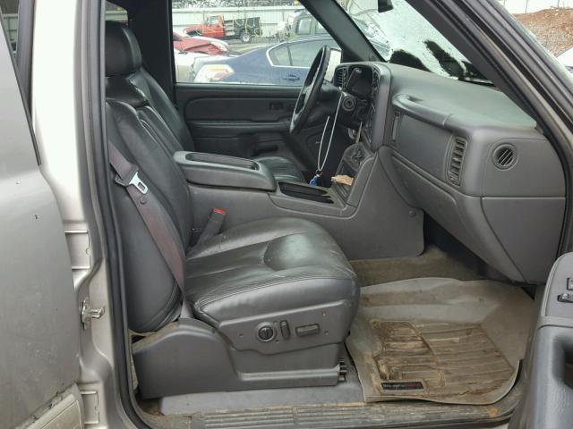 2GCEK13T261145596 - 2006 CHEVROLET SILVERADO SILVER photo 5