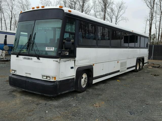 1M8PDMVA8VP049894 - 1997 MOTOR COACH INDUSTRIES TRANSIT BU WHITE photo 2