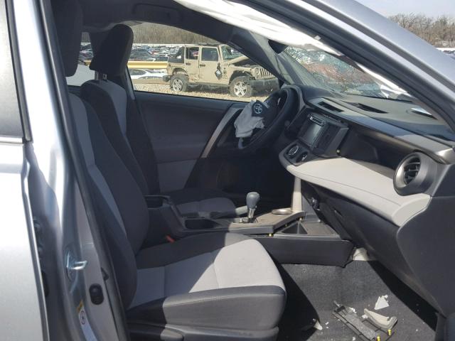 JTMBFREV3D5024723 - 2013 TOYOTA RAV4 LE Արծաթագույն լուսանկար 5