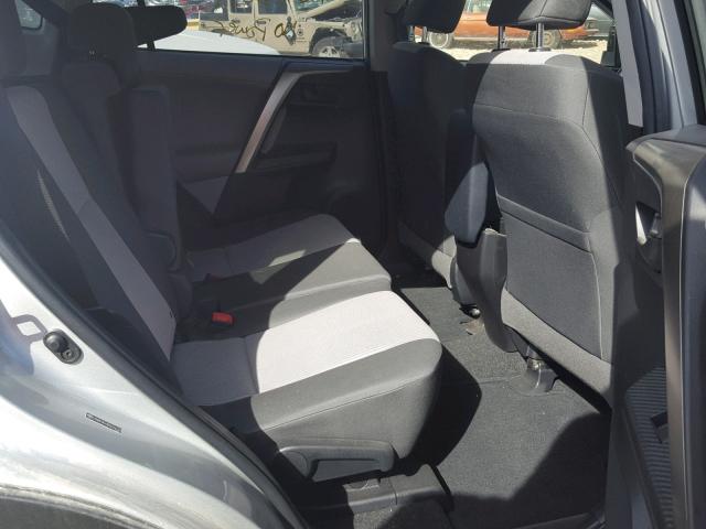 JTMBFREV3D5024723 - 2013 TOYOTA RAV4 LE Արծաթագույն լուսանկար 6