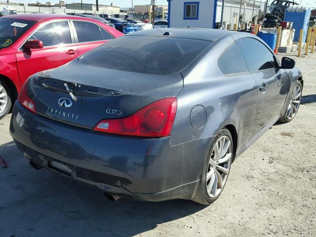 JNKCV64E18M105480 - 2008 INFINITI G37 BASE GRAY photo 4