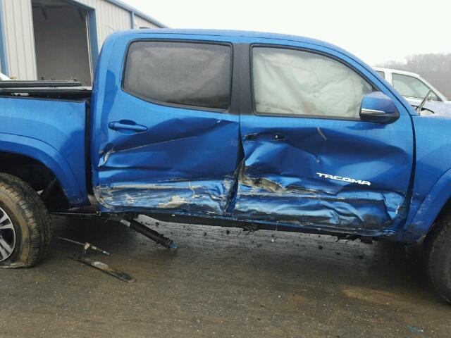 5TFCZ5AN0HX090022 - 2017 TOYOTA TACOMA DOU BLUE photo 9