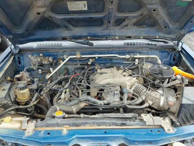 1N6ED27T11C375429 - 2001 NISSAN FRONTIER C BLUE photo 7