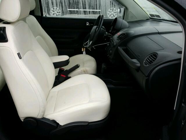 3VWFG31C98M525368 - 2008 VOLKSWAGEN NEW BEETLE 黑色 照片 5