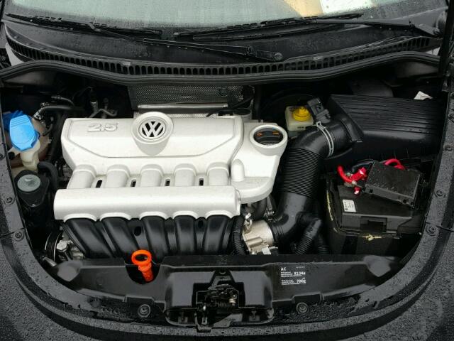 3VWFG31C98M525368 - 2008 VOLKSWAGEN NEW BEETLE 黑色 照片 7