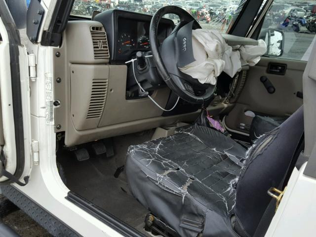 1J4FA69S75P312209 - 2005 JEEP WRANGLER / WHITE photo 5