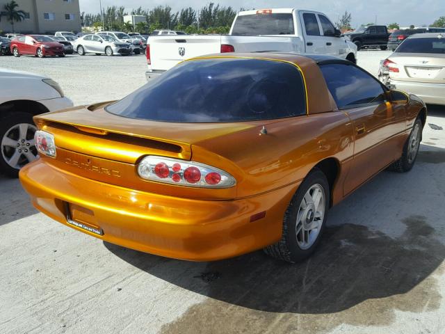 2G1FP22S9R2108332 - 1994 CHEVROLET CAMARO ORANGE photo 4