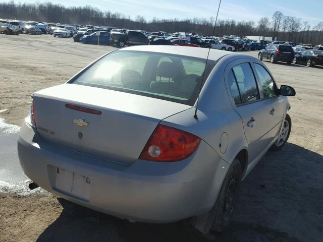 1G1AK58F987231334 - 2008 CHEVROLET COBALT LS SILVER photo 4