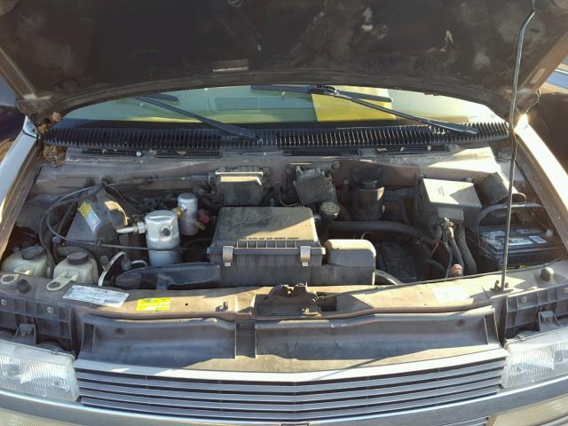 1GNDM19W3WB209000 - 1998 CHEVROLET ASTRO GOLD photo 7