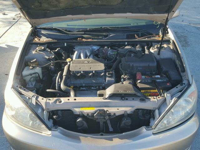 4T1BF32K32U532406 - 2002 TOYOTA CAMRY LE BEIGE photo 7