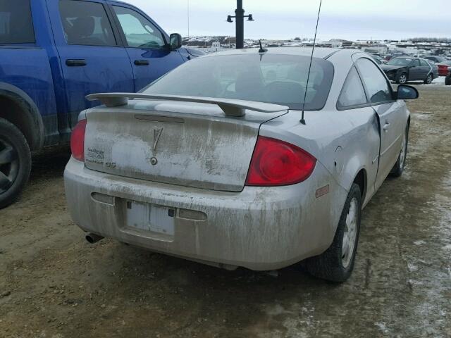 1G2AL18F387324187 - 2008 PONTIAC G5 SILVER photo 4