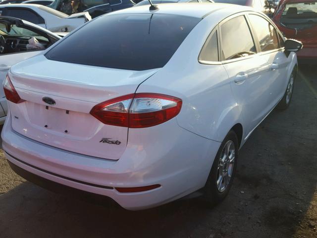 3FADP4BJ5EM200330 - 2014 FORD FIESTA SE WHITE photo 4