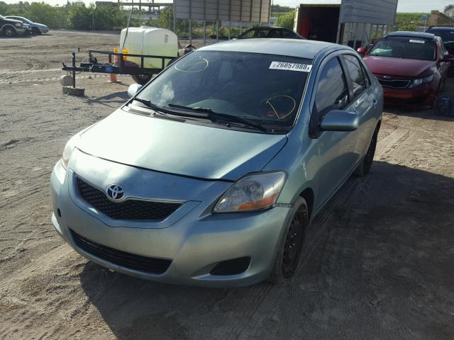 JTDBT903491351306 - 2009 TOYOTA YARIS GREEN photo 2