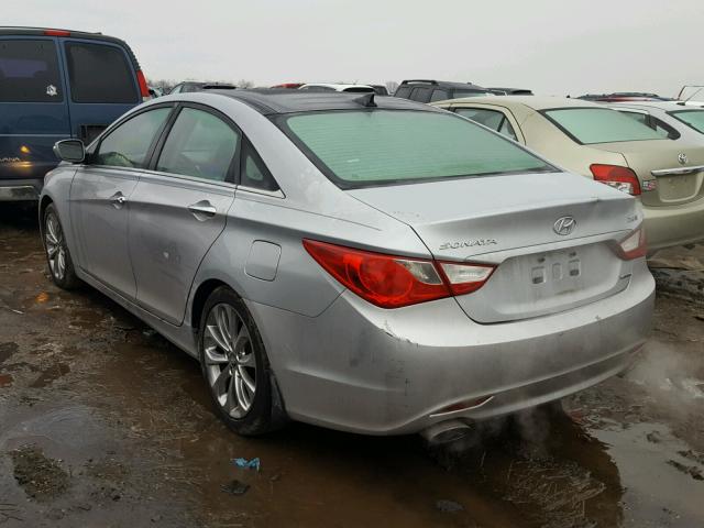 5NPEC4AB7CH335137 - 2012 HYUNDAI SONATA SE SILVER photo 3