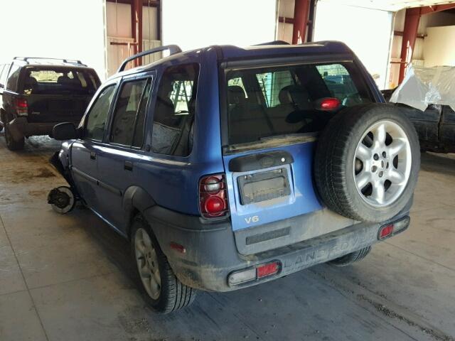 SALNY22212A380903 - 2002 LAND ROVER FREELANDER BLUE photo 3