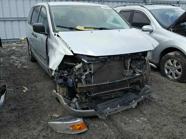 2D4RN4DE1AR287994 - 2010 DODGE GRAND CARA SILVER photo 1