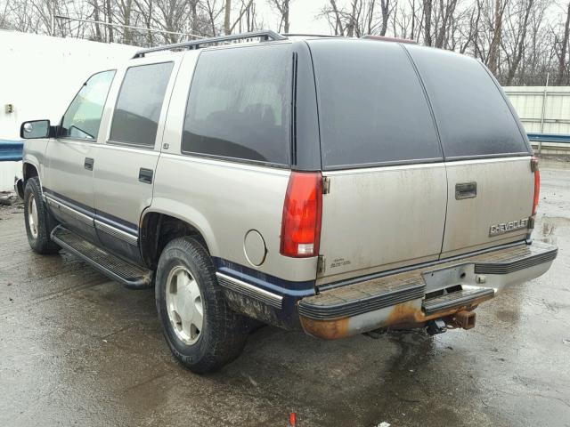 1GNEK13R9XJ328061 - 1999 CHEVROLET TAHOE K150 TAN photo 3