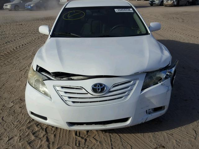 4T1BE46K98U766903 - 2008 TOYOTA CAMRY CE WHITE photo 9