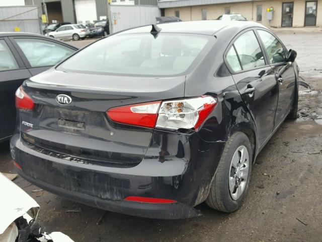 KNAFK4A61F5314389 - 2015 KIA FORTE LX BLACK photo 4