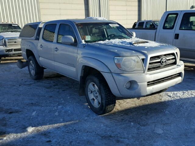 5TELU42N85Z033272 - 2005 TOYOTA TACOMA DOU SILVER photo 1