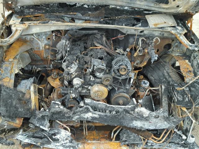 1GKEK63U75J172758 - 2005 GMC YUKON DENA BURN photo 7