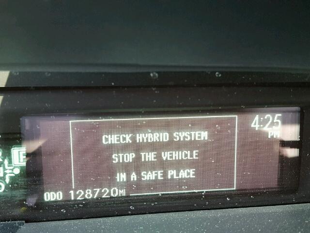 JTDKN3DU3F0453949 - 2015 TOYOTA PRIUS GRAY photo 8